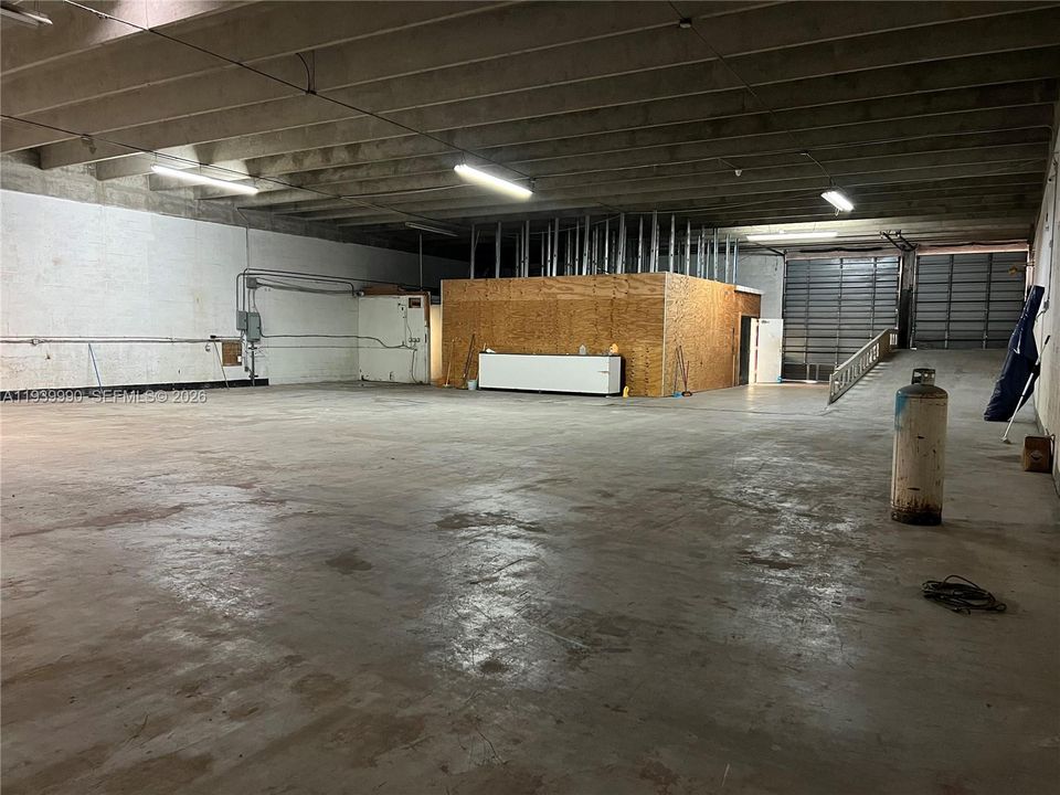 出租: $18 (0 贝兹, 0 浴室, 0 平方英尺)