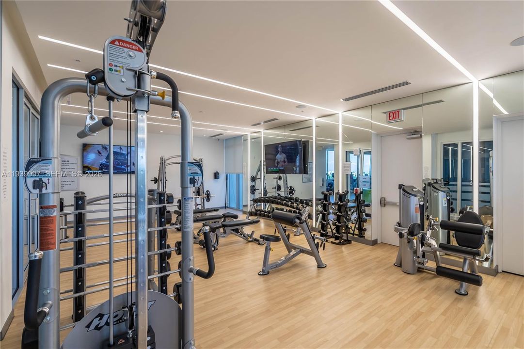 For Rent: $5,500 (4 beds, 3 baths, 2599 Square Feet)