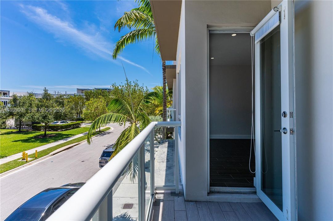 For Rent: $5,500 (4 beds, 3 baths, 2599 Square Feet)