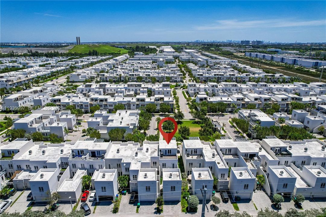 For Rent: $5,500 (4 beds, 3 baths, 2599 Square Feet)