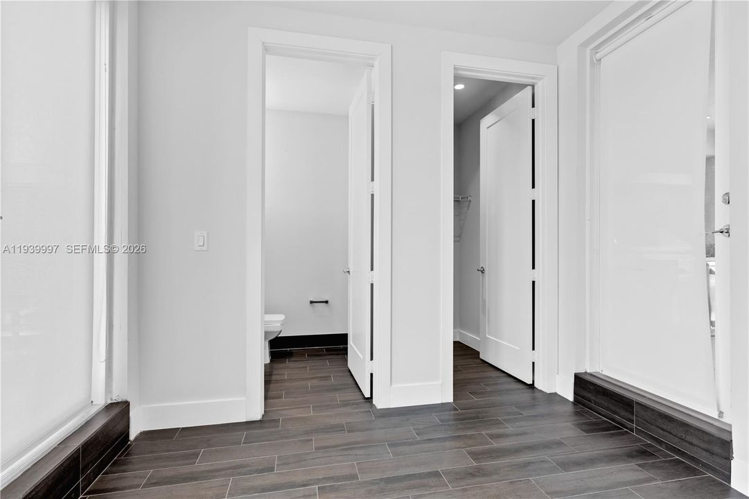 For Rent: $5,500 (4 beds, 3 baths, 2599 Square Feet)