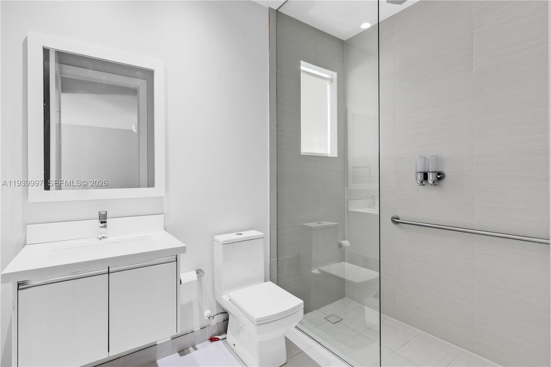 For Rent: $5,500 (4 beds, 3 baths, 2599 Square Feet)