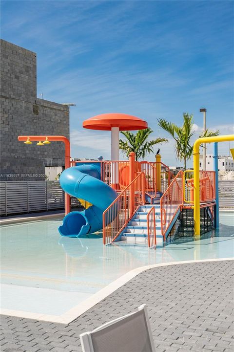 For Rent: $5,500 (4 beds, 3 baths, 2599 Square Feet)