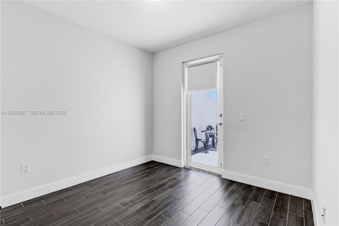 For Rent: $5,500 (4 beds, 3 baths, 2599 Square Feet)