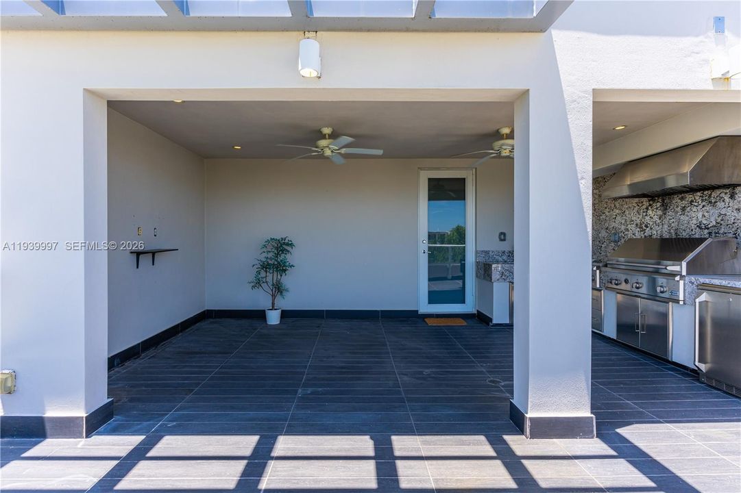 For Rent: $5,500 (4 beds, 3 baths, 2599 Square Feet)