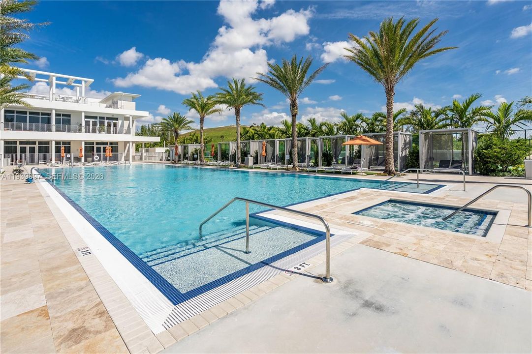 For Rent: $5,500 (4 beds, 3 baths, 2599 Square Feet)