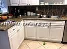 For Rent: $2,700 (2 beds, 2 baths, 1390 Square Feet)