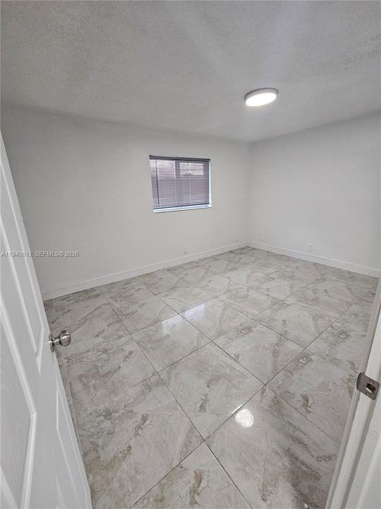 出租: $2,650 (3 贝兹, 2 浴室, 3600 平方英尺)