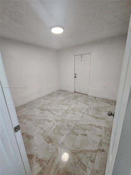 出租: $2,650 (3 贝兹, 2 浴室, 3600 平方英尺)