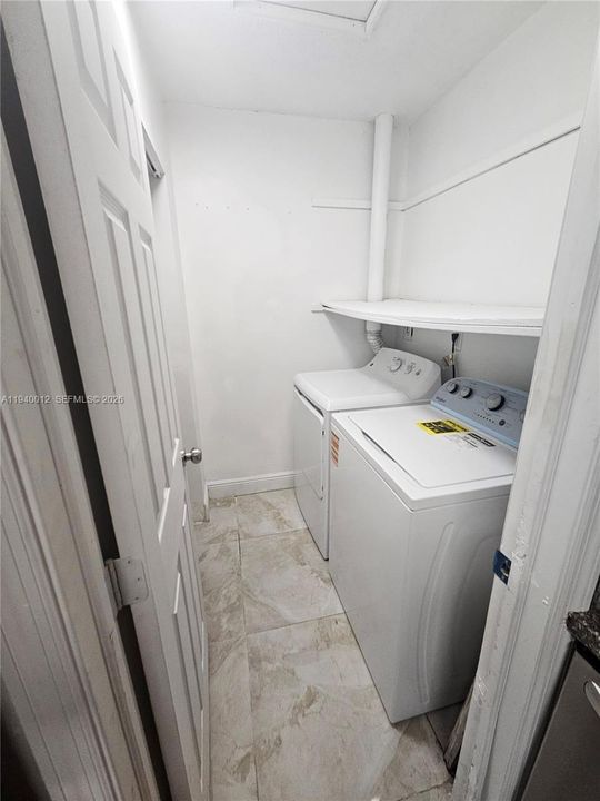 出租: $2,650 (3 贝兹, 2 浴室, 3600 平方英尺)