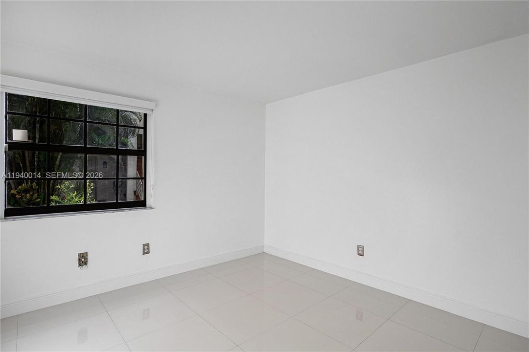 En Venta: $420,000 (2 camas, 2 baños, 1096 Pies cuadrados)