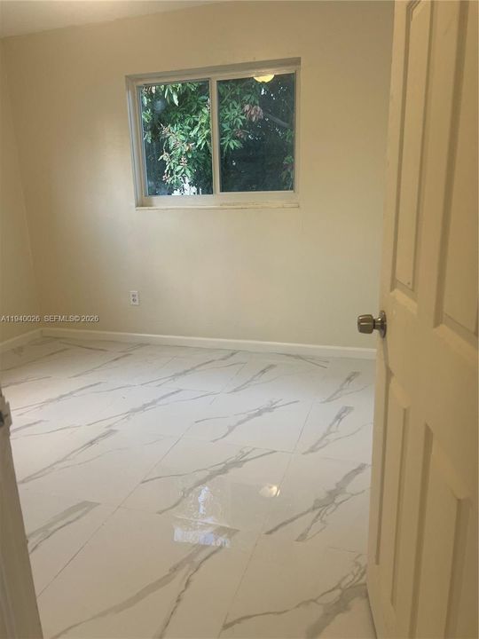 待售: $655,000 (3 贝兹, 2 浴室, 1008 平方英尺)