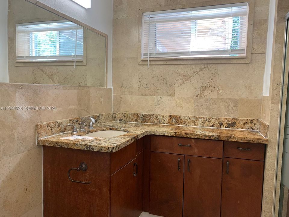 En Renta: $3,500 (2 camas, 2 baños, 1076 Pies cuadrados)