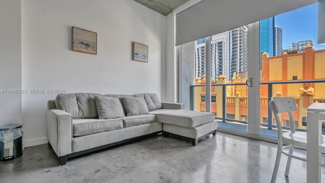 For Rent: $2,600 (1 beds, 1 baths, 533 Square Feet)