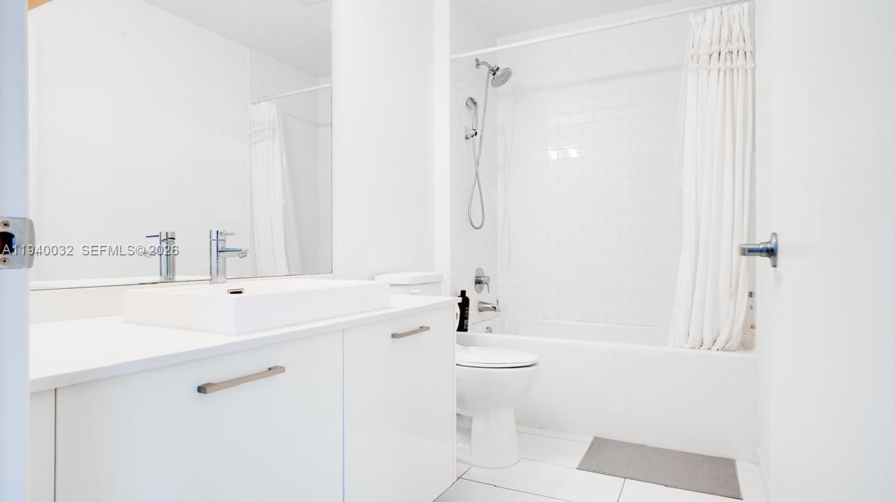 For Rent: $2,600 (1 beds, 1 baths, 533 Square Feet)