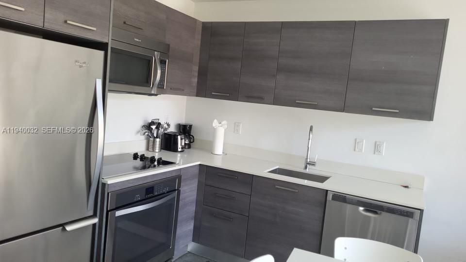 For Rent: $2,600 (1 beds, 1 baths, 533 Square Feet)