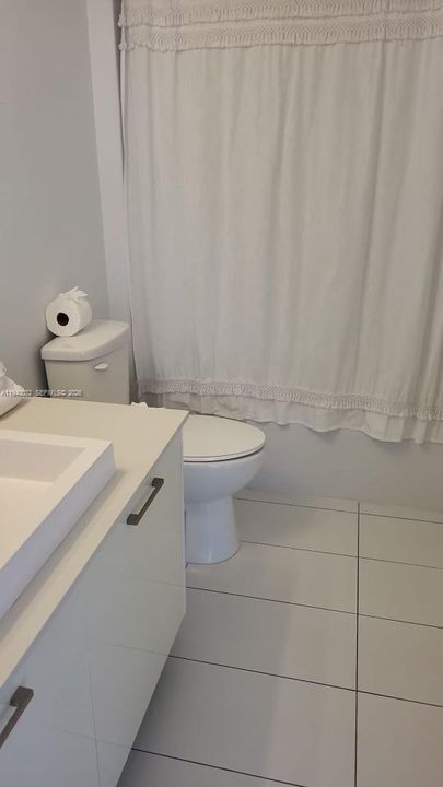 For Rent: $2,600 (1 beds, 1 baths, 533 Square Feet)