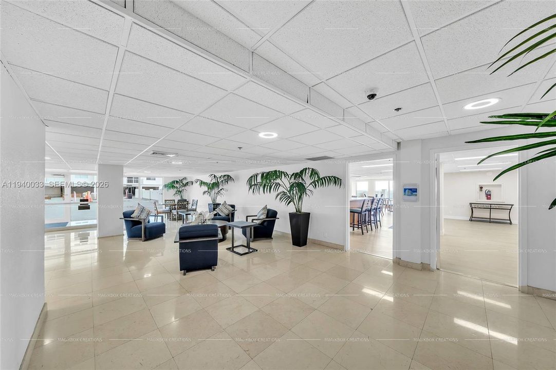 For Rent: $2,750 (2 beds, 2 baths, 1100 Square Feet)