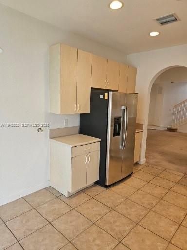 For Rent: $2,850 (3 beds, 2 baths, 1610 Square Feet)