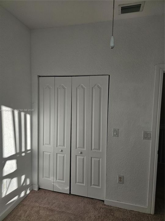 For Rent: $2,850 (3 beds, 2 baths, 1610 Square Feet)