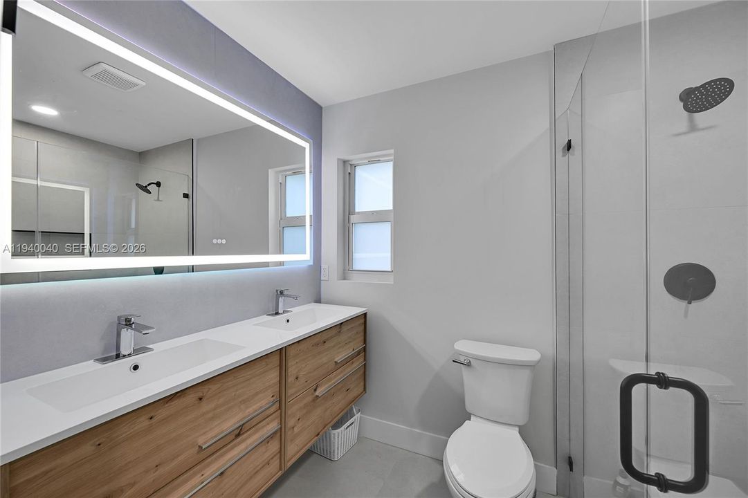 На продажу: $725,000 (0 спален, 0 ванн, 1552 Квадратных фут)