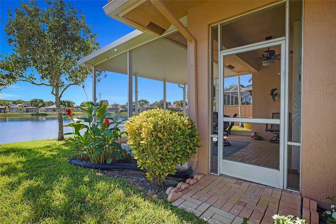 待售: $485,000 (3 贝兹, 2 浴室, 1803 平方英尺)