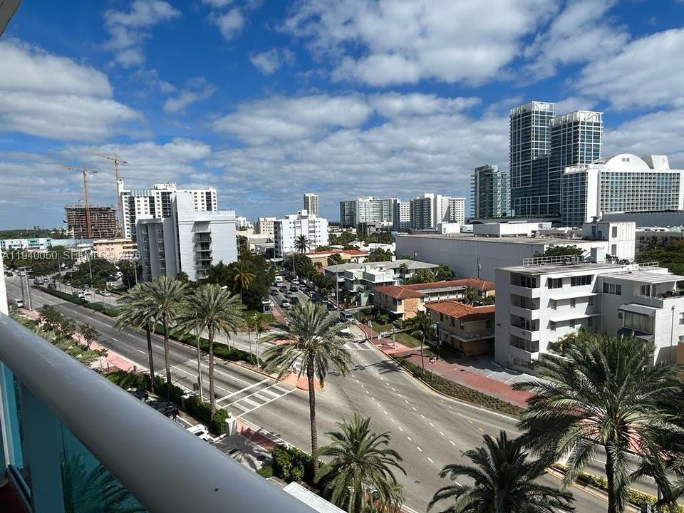 В аренду: $2,550 (1 спален, 1 ванн, 910 Квадратных фут)