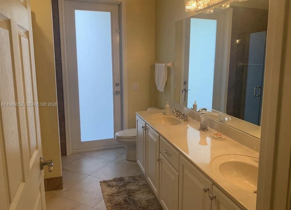 В аренду: $6,750 (5 спален, 3 ванн, 3455 Квадратных фут)