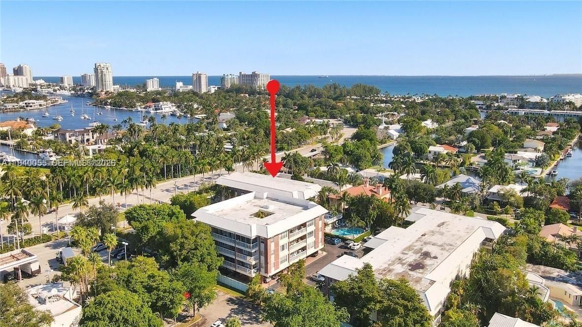 For Rent: $1,750 (1 beds, 1 baths, 685 Square Feet)