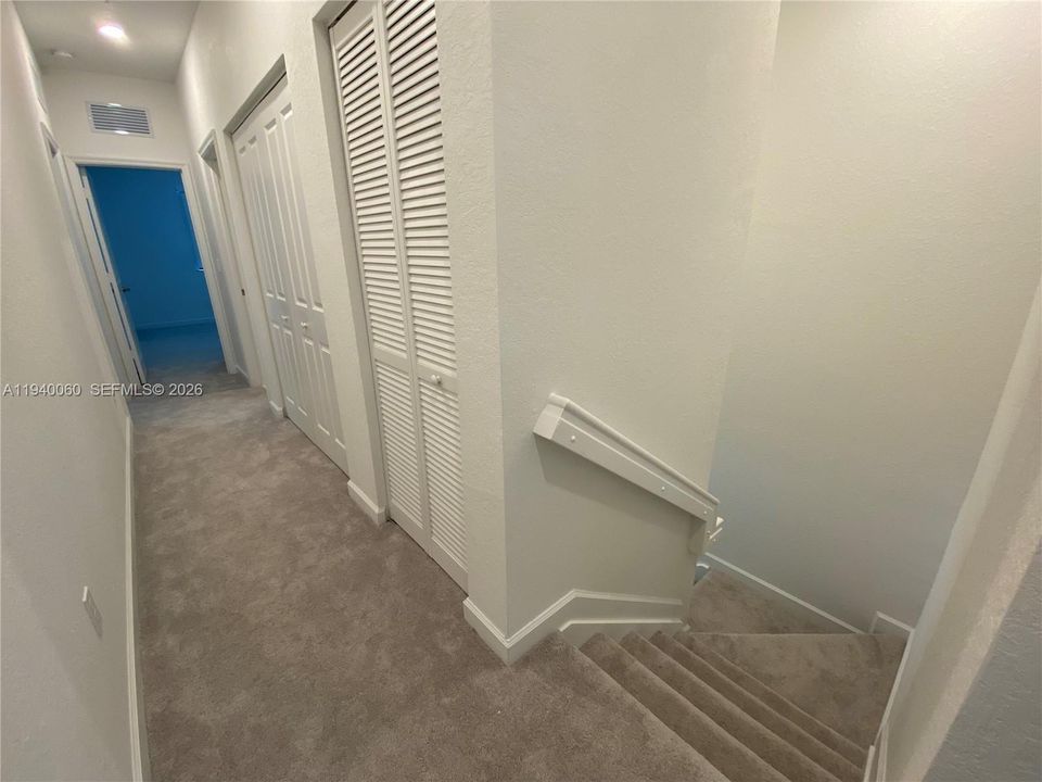 出租: $3,699 (4 贝兹, 2 浴室, 1828 平方英尺)