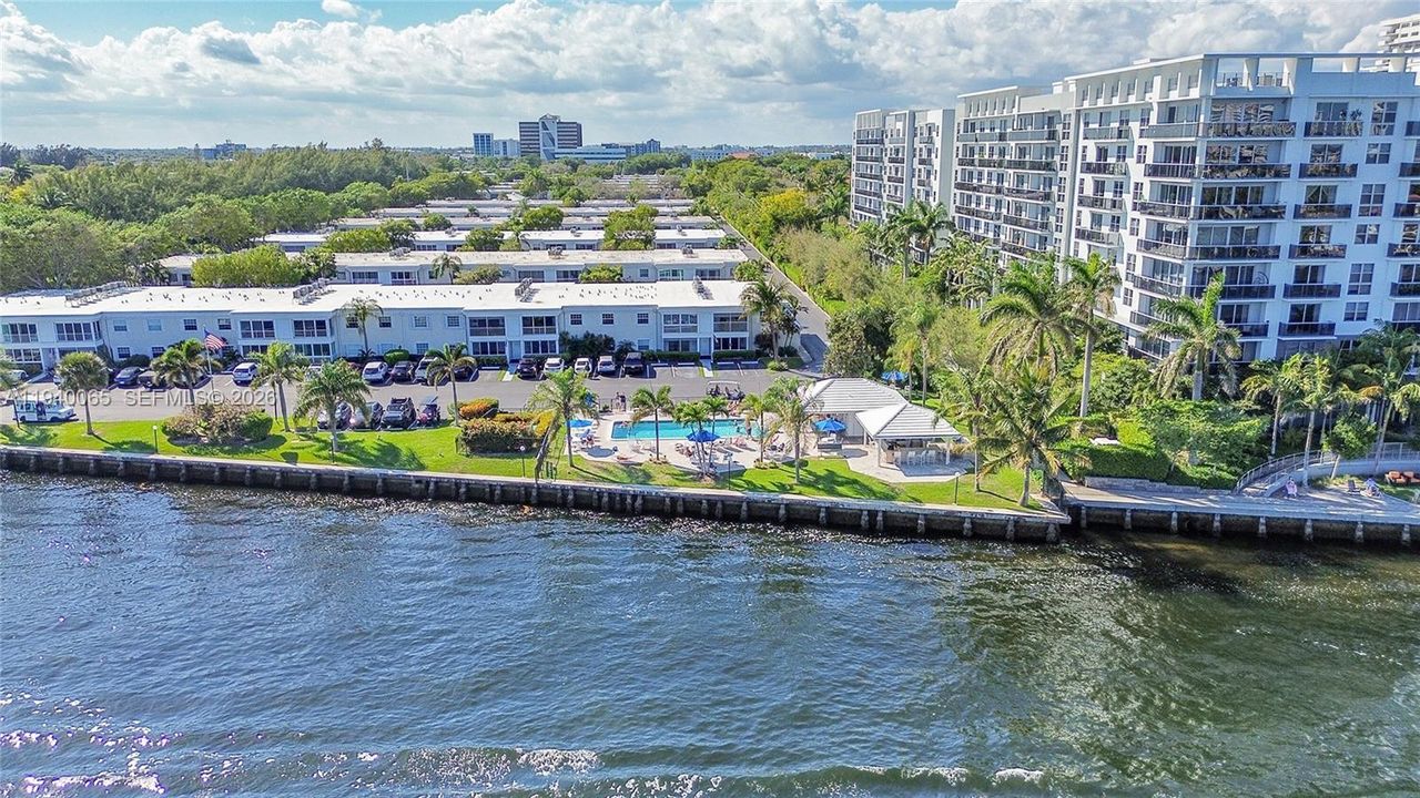 В аренду: $2,200 (1 спален, 2 ванн, 1200 Квадратных фут)