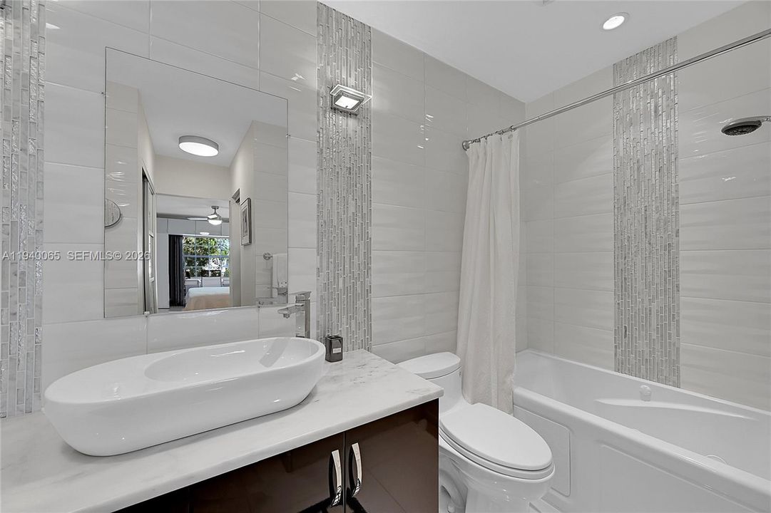 В аренду: $2,200 (1 спален, 2 ванн, 1200 Квадратных фут)