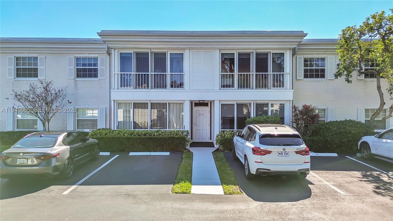 В аренду: $2,200 (1 спален, 2 ванн, 1200 Квадратных фут)