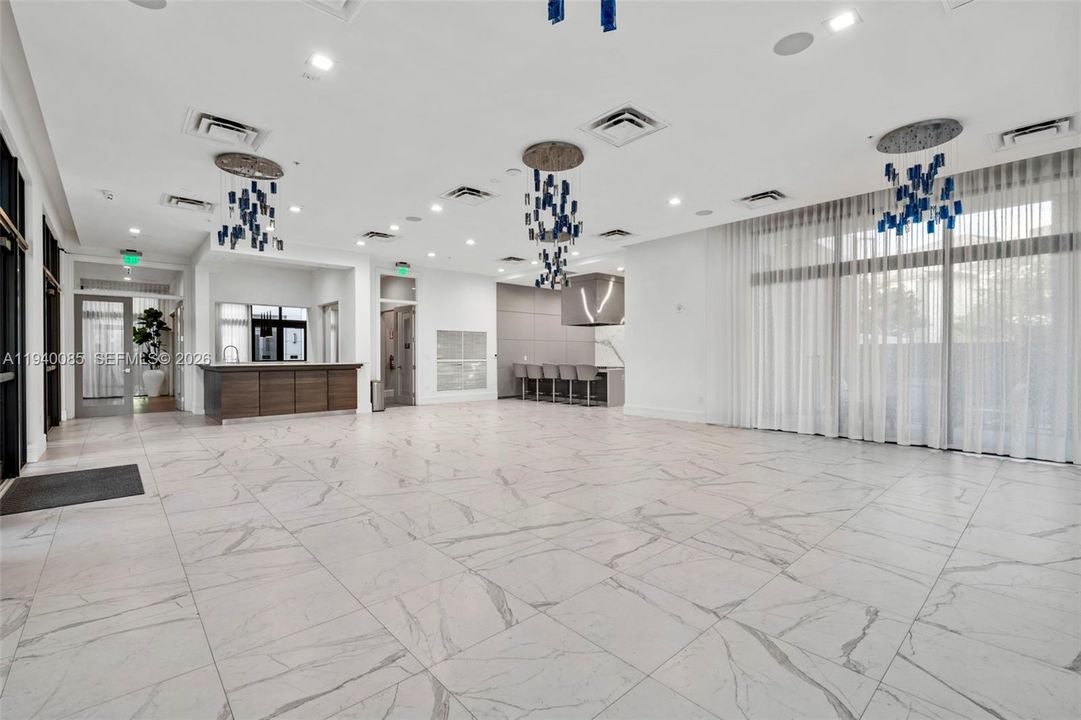 En Venta: $1,149,000 (3 camas, 3 baños, 2257 Pies cuadrados)