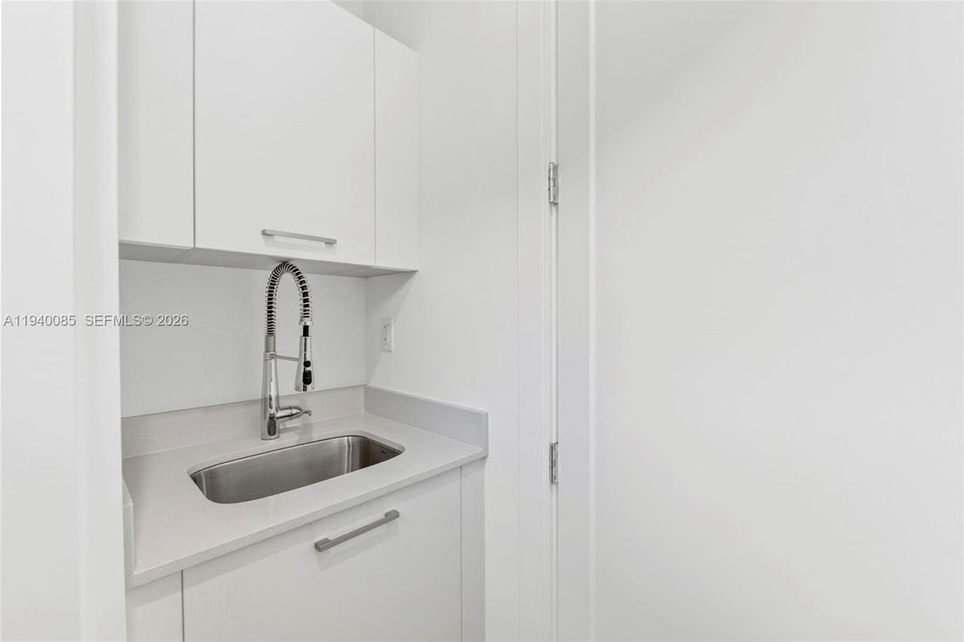 En Venta: $1,149,000 (3 camas, 3 baños, 2257 Pies cuadrados)