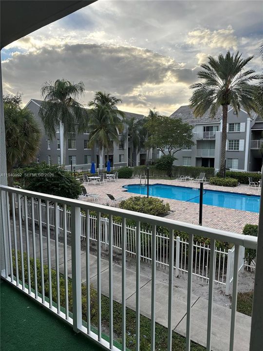 出租: $1,850 (1 贝兹, 1 浴室, 742 平方英尺)