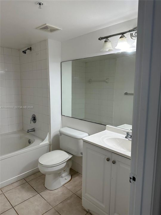 出租: $1,850 (1 贝兹, 1 浴室, 742 平方英尺)