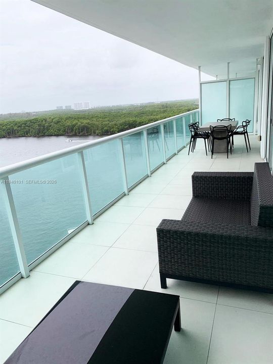 For Rent: $6,250 (2 beds, 3 baths, 1553 Square Feet)