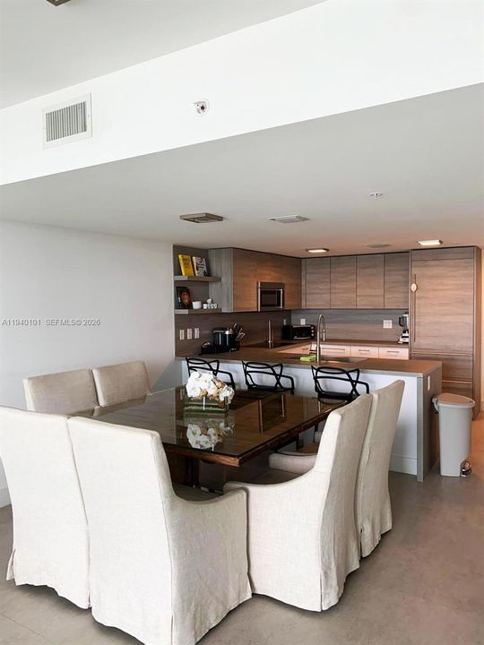 For Rent: $6,250 (2 beds, 3 baths, 1553 Square Feet)