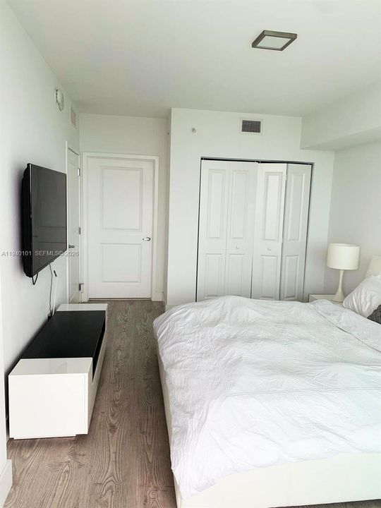 For Rent: $6,250 (2 beds, 3 baths, 1553 Square Feet)