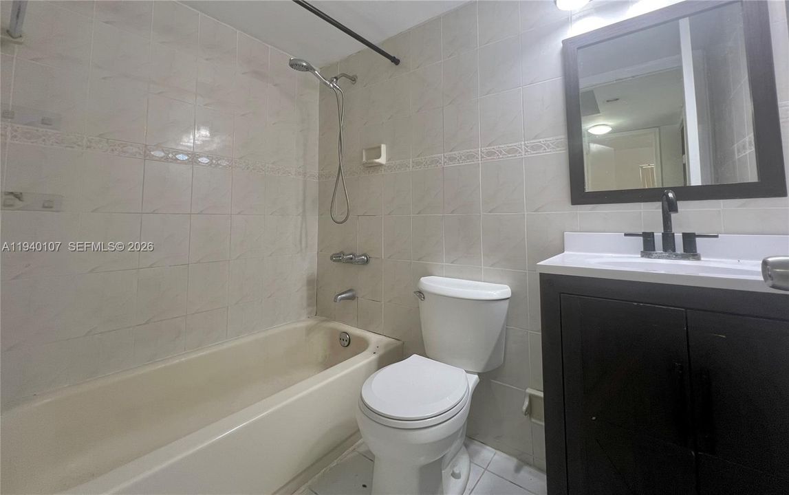 En Renta: $1,900 (2 camas, 1 baños, 777 Pies cuadrados)