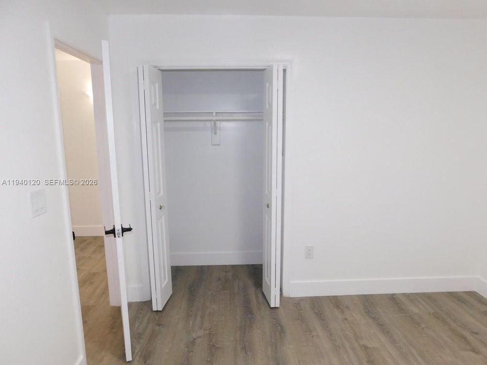 出租: $4,200 (4 贝兹, 2 浴室, 2583 平方英尺)