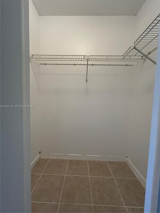 В аренду: $2,200 (2 спален, 2 ванн, 1015 Квадратных фут)