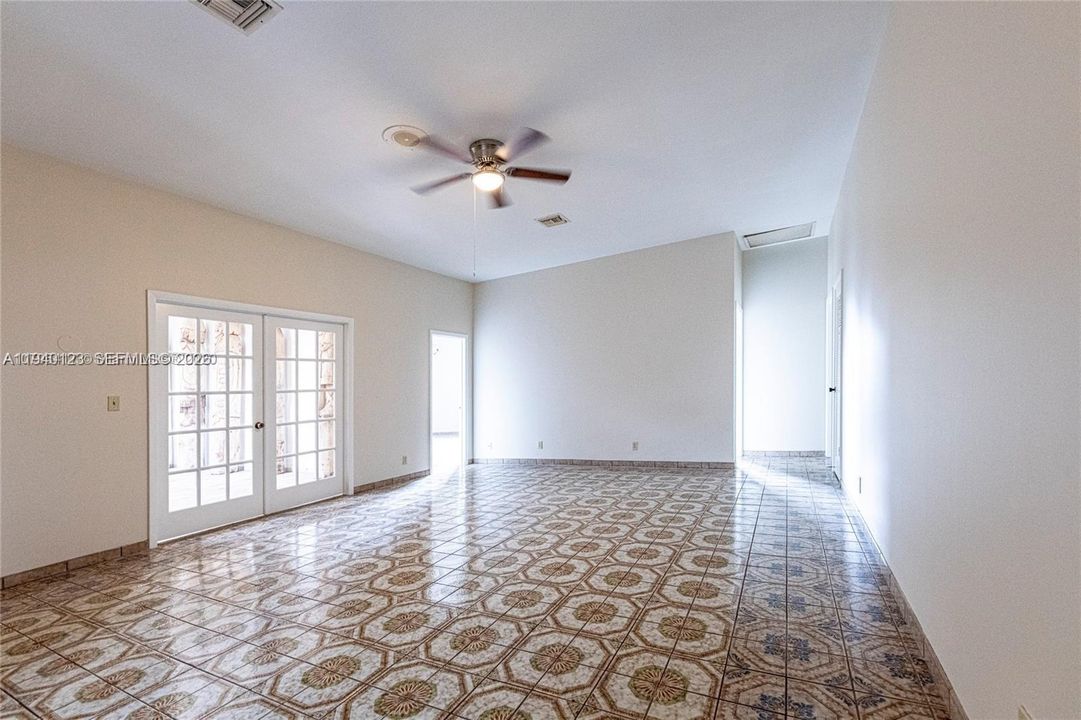 В аренду: $5,000 (3 спален, 2 ванн, 44156 Квадратных фут)