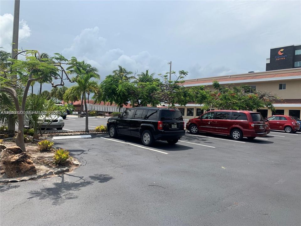 В аренду: $5,000 (3 спален, 2 ванн, 44156 Квадратных фут)