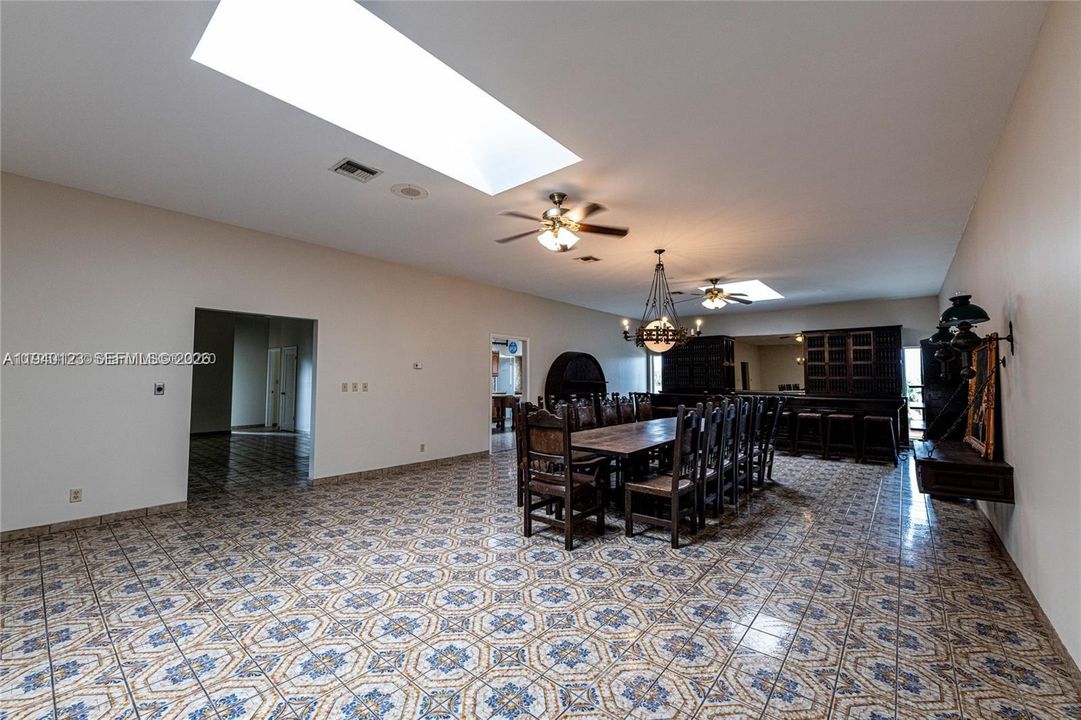 В аренду: $5,000 (3 спален, 2 ванн, 44156 Квадратных фут)