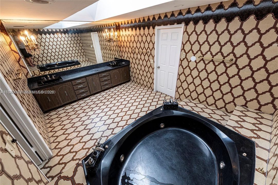 В аренду: $5,000 (3 спален, 2 ванн, 44156 Квадратных фут)