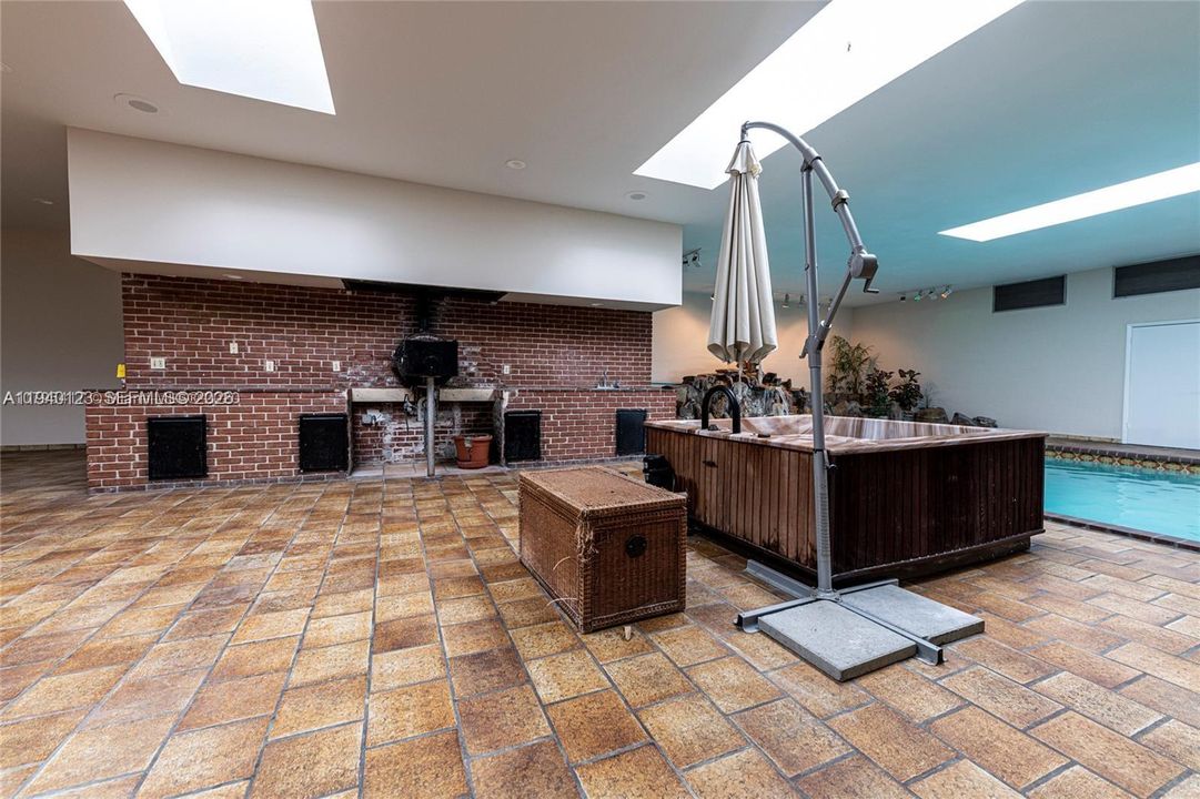 В аренду: $5,000 (3 спален, 2 ванн, 44156 Квадратных фут)