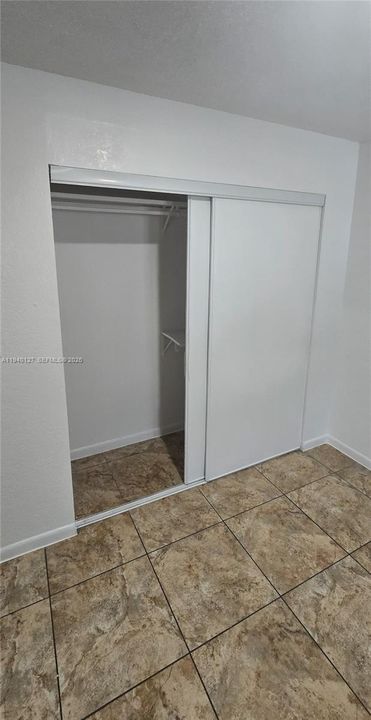 В аренду: $1,600 (1 спален, 1 ванн, 434568 Квадратных фут)