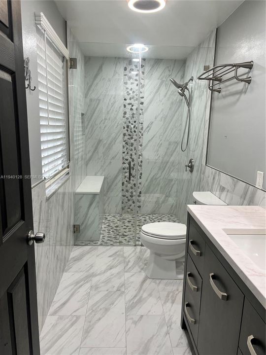 出租: $3,000 (3 贝兹, 2 浴室, 1462 平方英尺)